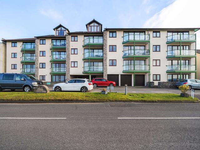 Flat for sale in Sandside, Beetham