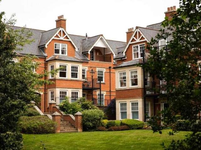 Flat for sale in East Wichel, Rodbourne