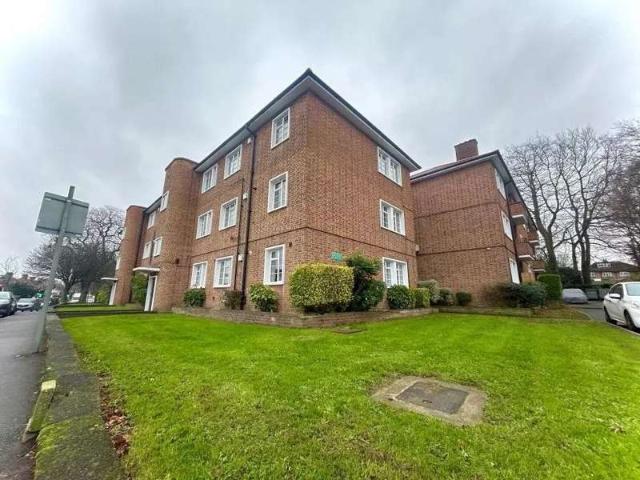 Flat for rent in Wallington, Greater London