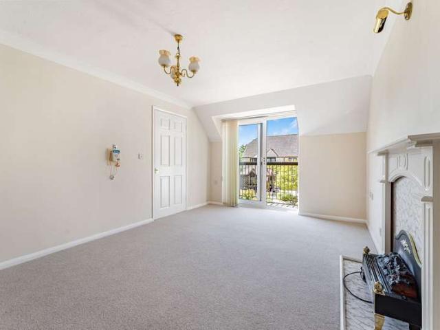 Flat for sale in Black Bourton, Oxfordshire