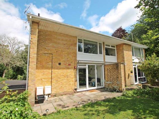 Flat for sale in Harestock, Hampshire