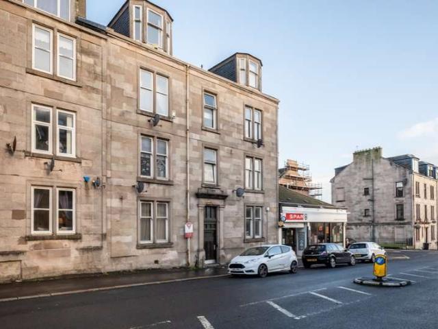 Flat for rent in Greenock, Scotland