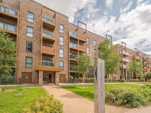 Flat for rent in Colindale, Colindale