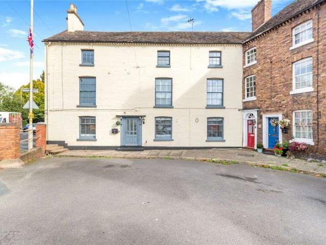 Flat for sale in Bridgnorth, Shropshire