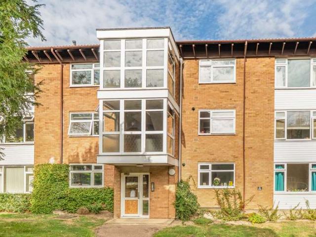 Flat for sale in Cambridge, Cambridgeshire and Peterborough