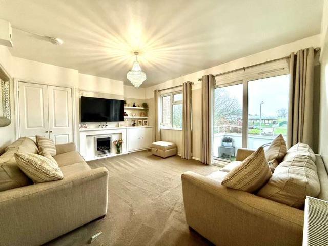 Flat for sale in Wales