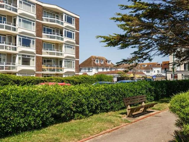 Flat for sale in Clapham, West Sussex