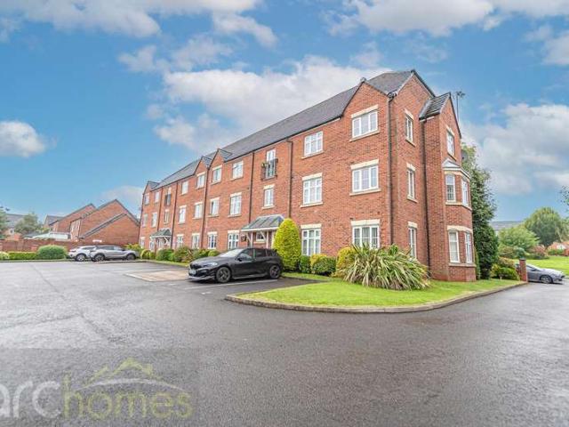 Flat for sale in Howe Bridge, Wigan