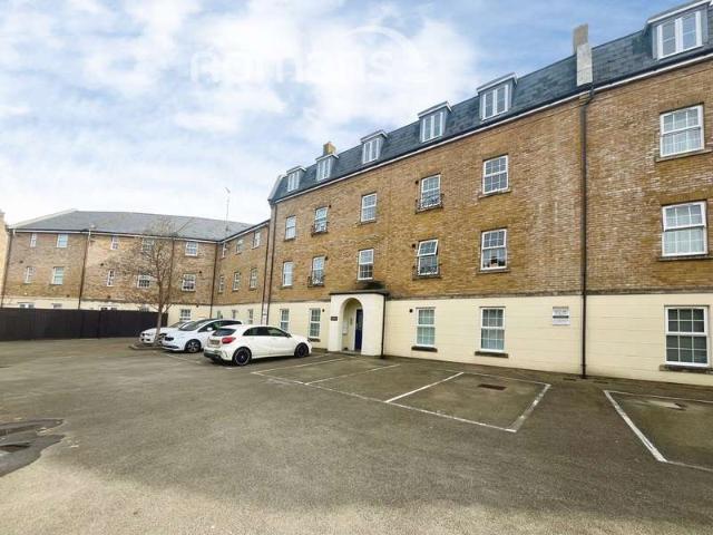 Flat for sale in Haydon End, Abbey Mead