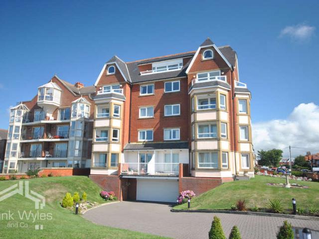 Flat for sale in St Annes, Lytham
