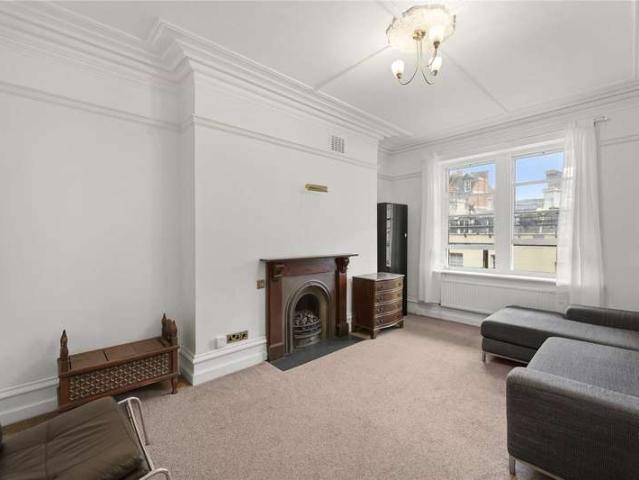 Flat for sale in St Giles, Greater London