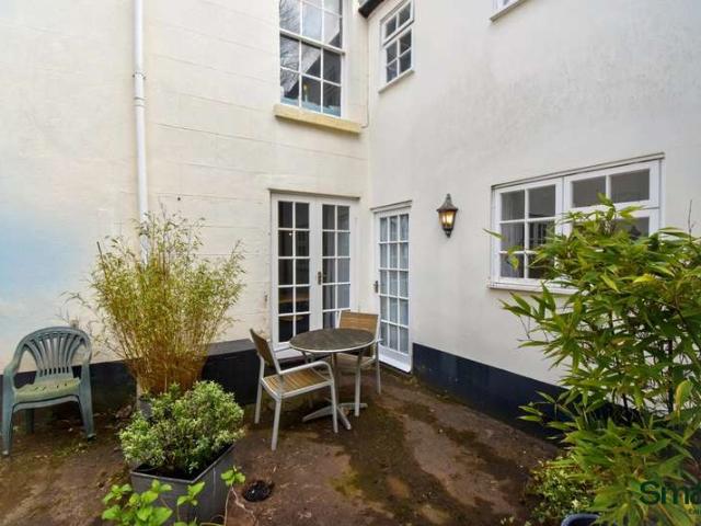 Flat for sale in Watergate, Devon