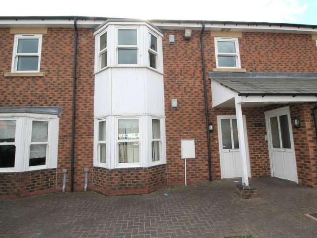 Flat for sale in Durham, Pity Me