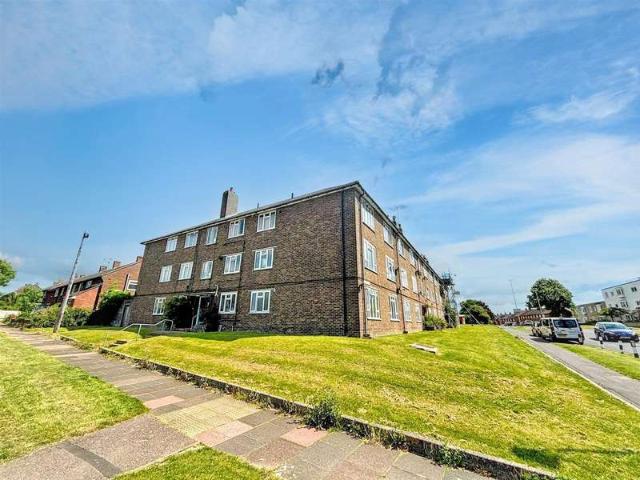 Flat for sale in Langney Village, Eastbourne