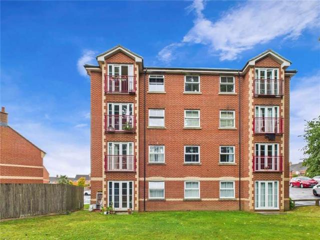 Flat for sale in Polsloe, Watergate