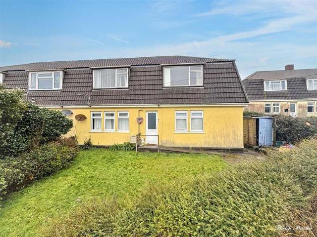 Flat for sale in Moresk, Penweathers