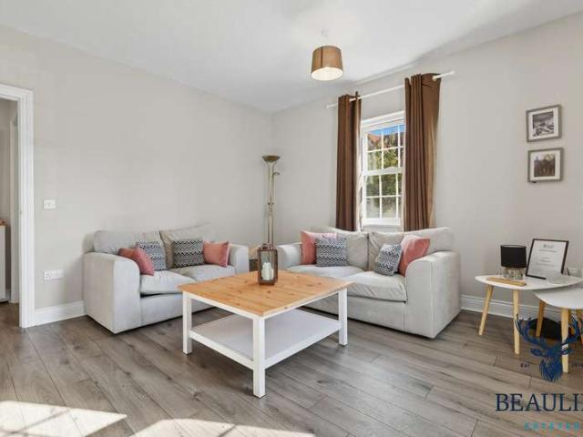 Flat for sale in Chelmer Village, Chelmsford