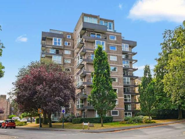 Flat for sale in Low Harrogate, Harrogate