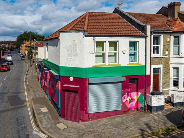 Flat for sale in Whitehall, Bristol