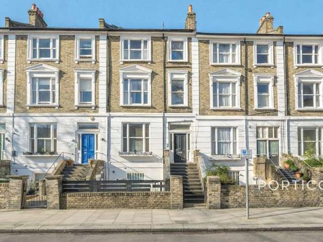 Flat for sale in South Hampstead, Greater London