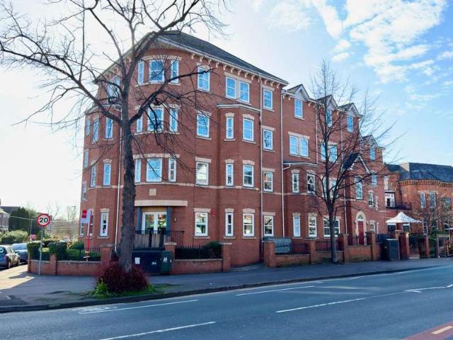 Flat for sale in Georgia, Greater Manchester