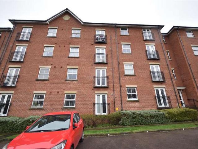 Flat for sale in Lincoln