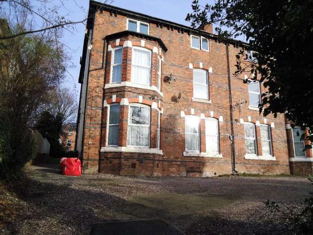 Flat for rent in Woodhey, Bebington