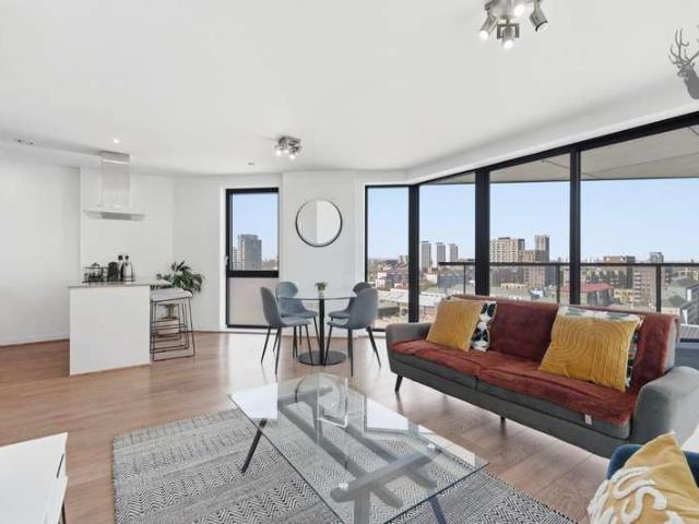 Flat for sale in Bromley-by-Bow, Poplar Grove