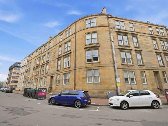 Flat for sale in Cranstonhill, Scotland
