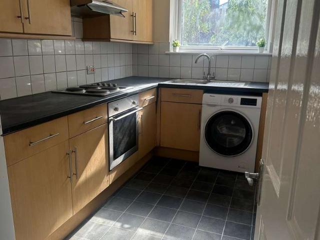 Flat for rent in Reading
