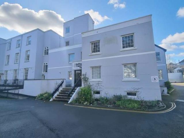Flat for sale in Dawlish, Bridford