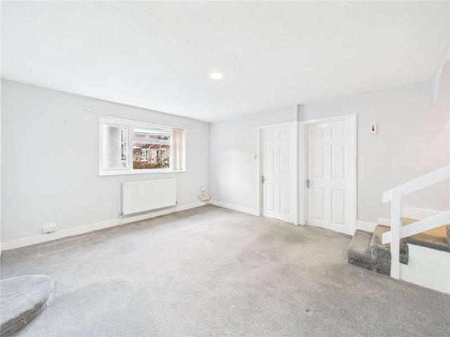 Flat for sale in Spike Island, Feckenham