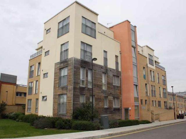 Flat for sale in Burnt Oak, Greater London