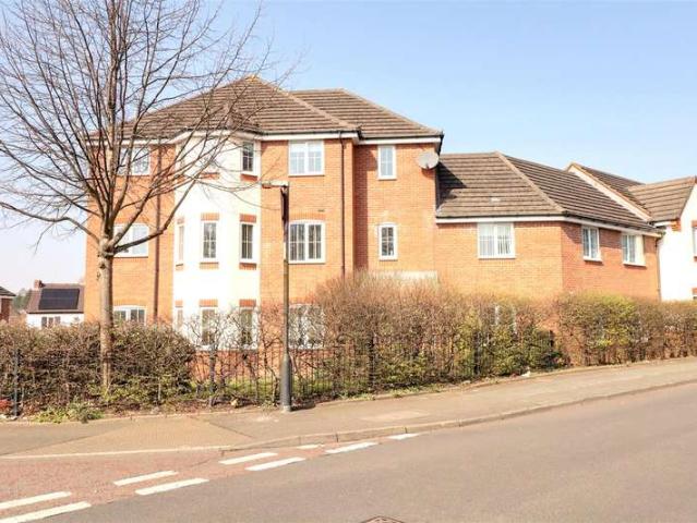 Flat for sale in Walsall, Blakenall Heath