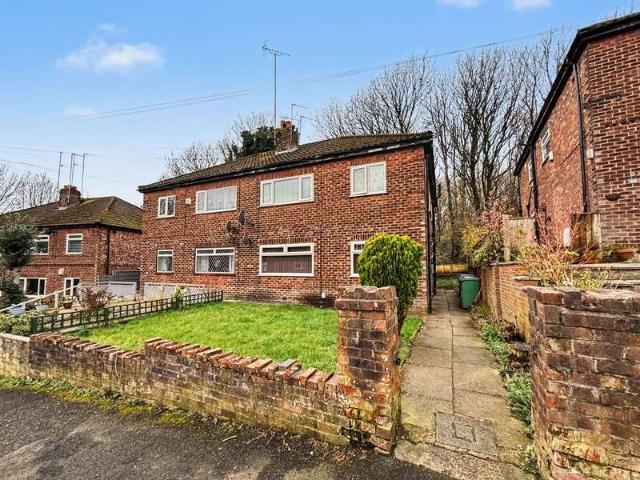 Flat for sale in Prestwich, Bury