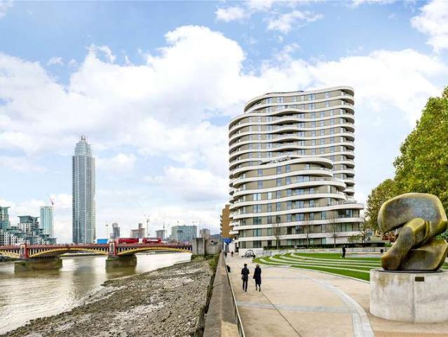 Flat for sale in Greater London