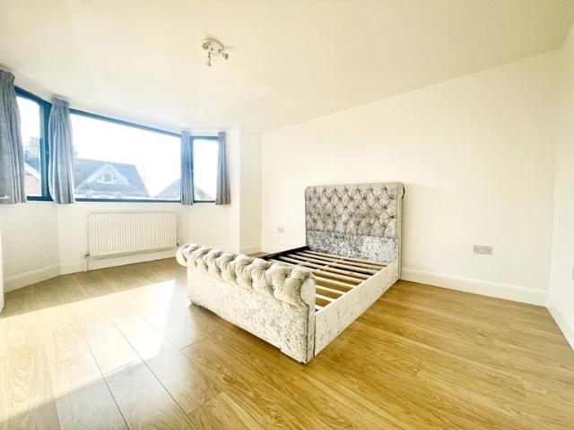Apartment for rent in Dollis Hill, Greater London