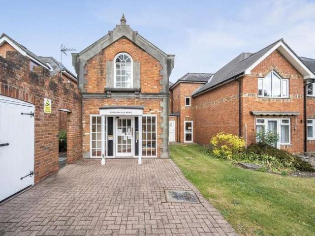 Flat for sale in London Borough of Harrow, Greater London