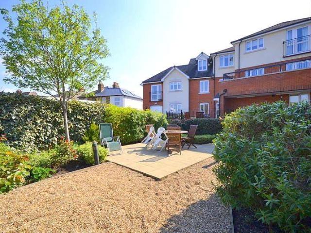 Flat for sale in Lower Halliford, Surrey