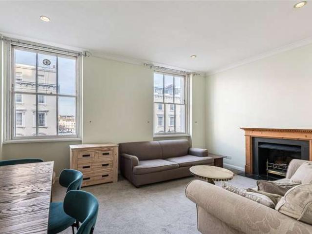 Flat for sale in Pimlico, Greater London
