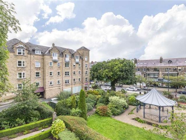 Flat for sale in Ilkley, West Yorkshire