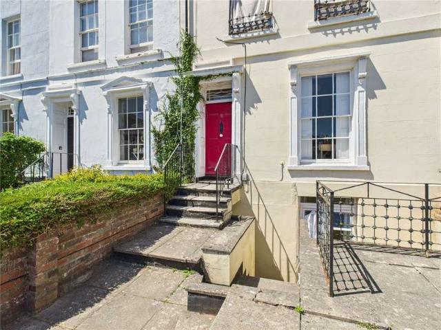 Flat for sale in St Leonards, Watergate
