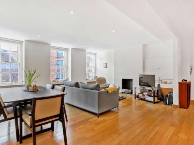 Flat for sale in Marylebone, Greater London