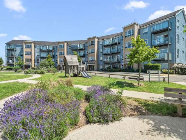 Flat for sale in Row Town, Surrey