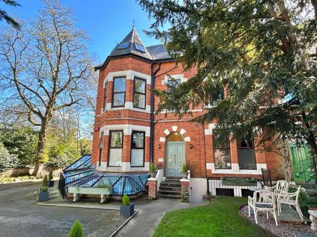 Flat for sale in Georgia, Greater Manchester