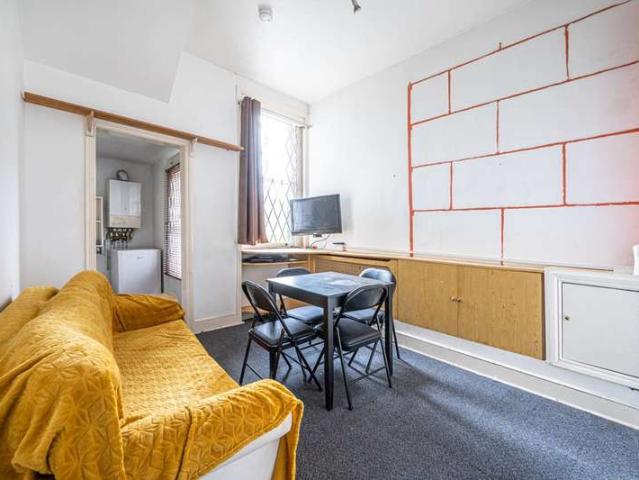 Flat for rent in West Hampstead, West Hampstead