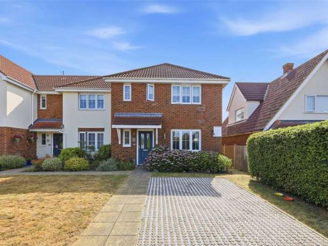 Flat for sale in Chelmsford, Essex