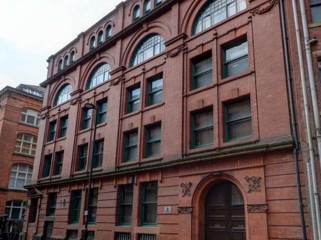 Flat for sale in Civic Quarter, Manchester