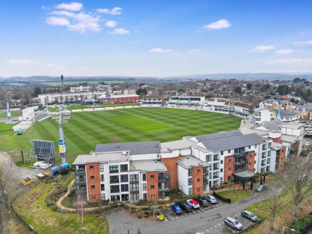 Flat for sale in Longport, The Bridge