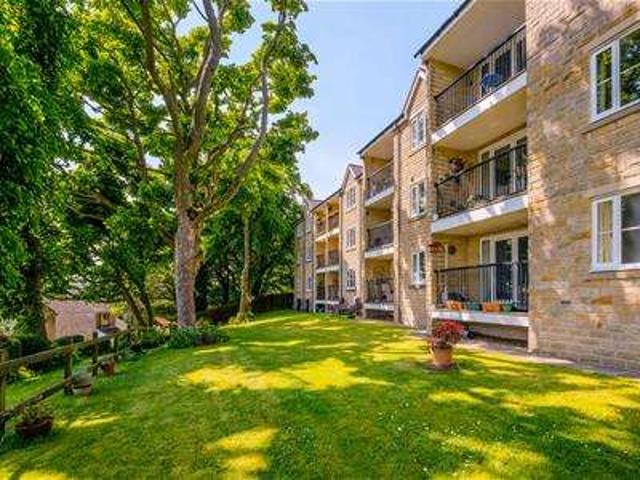 Flat for sale in Salterhebble, West Yorkshire